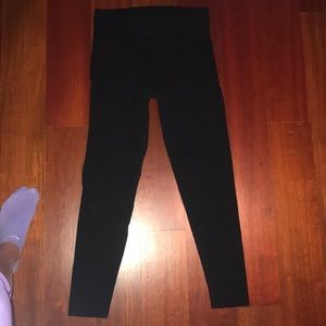black victoria’s secret leggings size medium